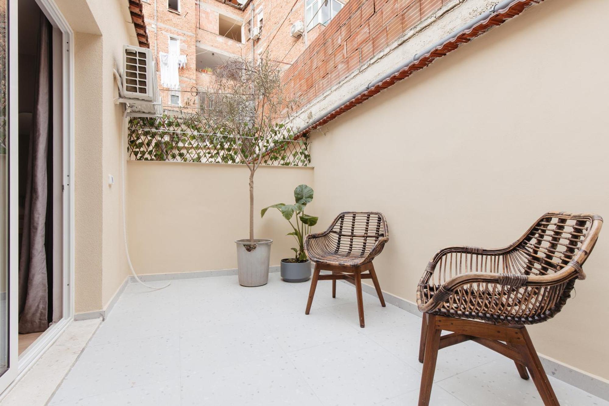 Greygreen By Holistay Tirana Exterior photo